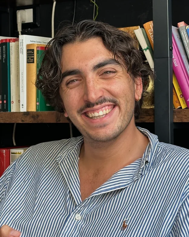 Portrait of Neil Nassar.